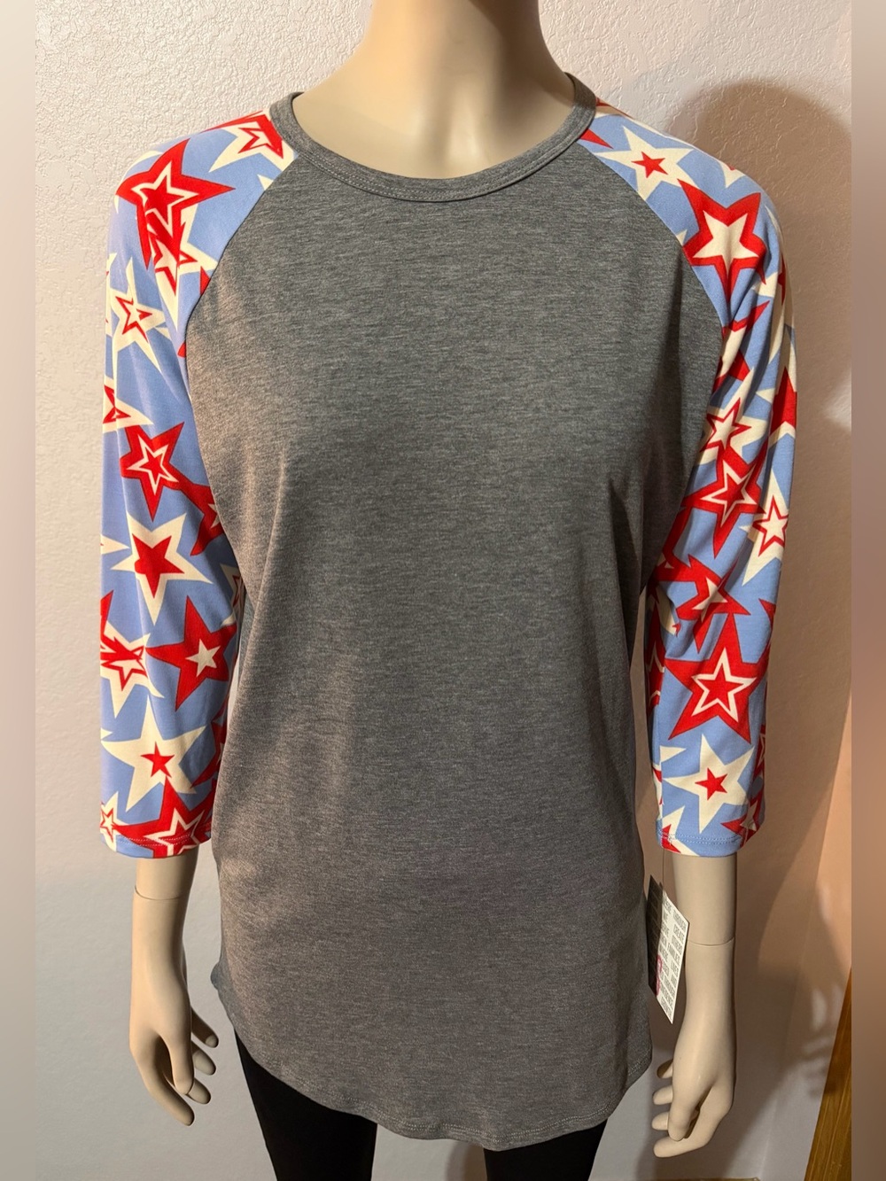 CLOSET CLEAR OUT ON ALL LULAROE MAKE A OFFER BUNDLE NWT OVERSIZED SMALL SEE PICS